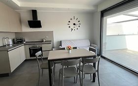 Mini Condominio Privato